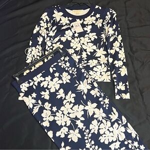 NWT Michael Kors Navy and White Floral Top
